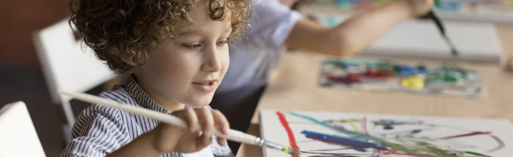 Dailės studija „Spalviukai“